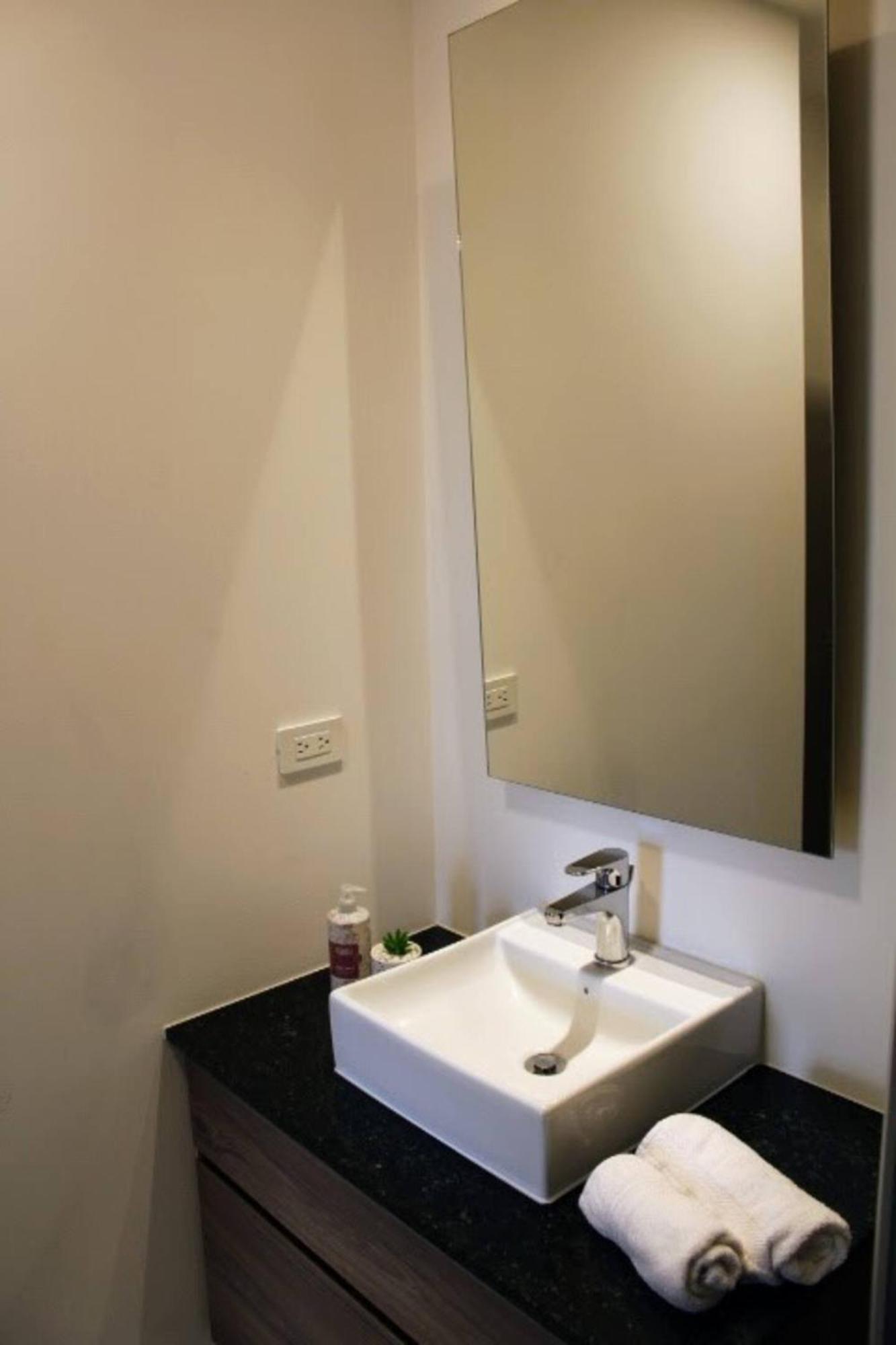 One Apartments Кито Экстерьер фото